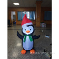 Pinguim inflável de férias para decoração de Natal